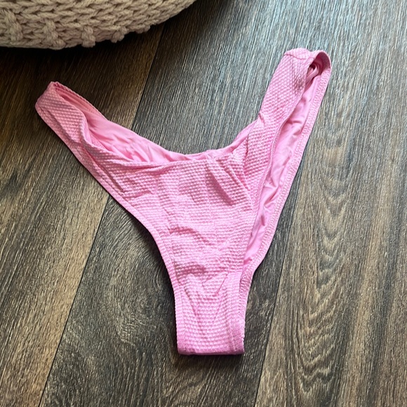 Frankie’s Bikini Afterglow Bottoms - Picture 2 of 6